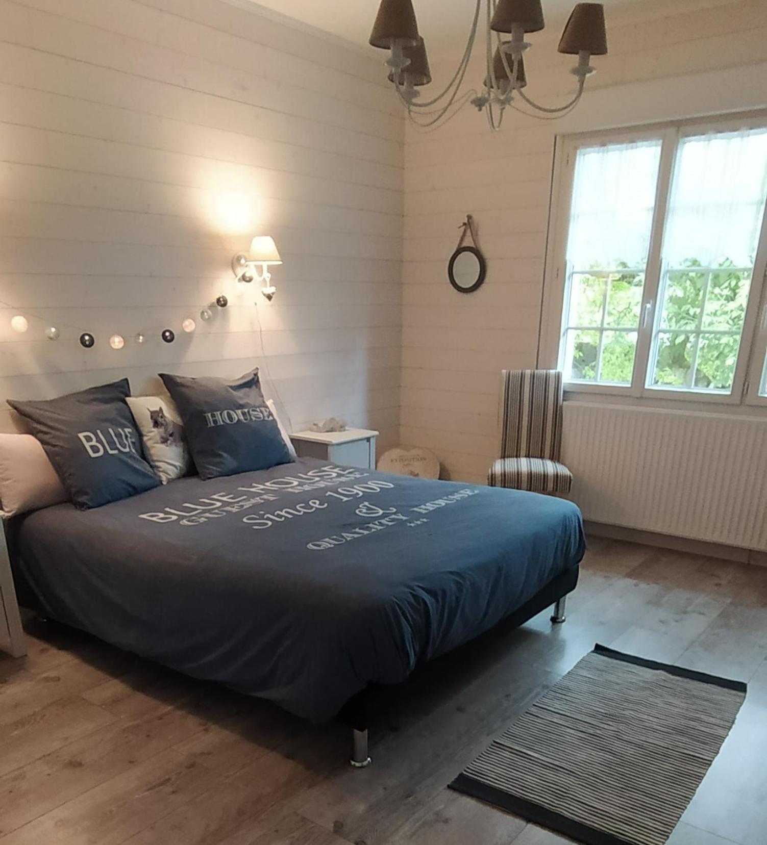 L'Ecureuil Gourmand, Chambre D'Hotes En Anjou Bleu Saint-Martin-du-Bois  Exteriör bild